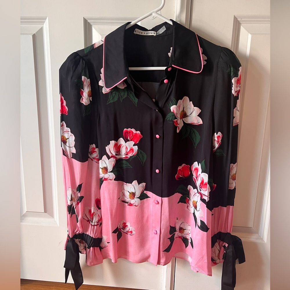 Alice + Olivia Willa Blouse